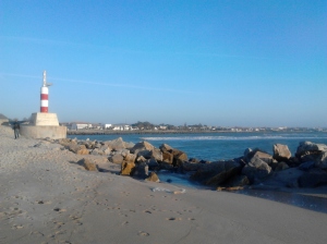 No meu segundo dia em Portugal uns portugueses simpáticos que conheci me levaram para ver o mar em Esposende.